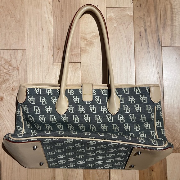 Vintage Dooney & Bourke Purse - Picture 2 of 6